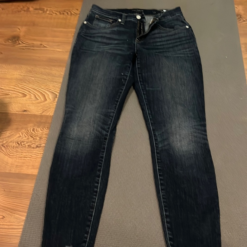 Lucky brand ankle jeans, size 28, good condition